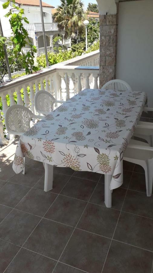 Apartment Hrgic Вир Екстериор снимка