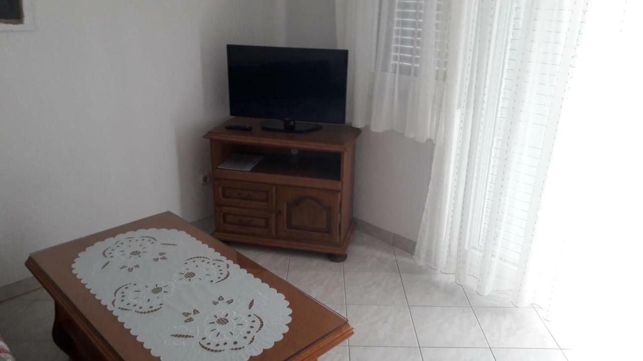 Apartment Hrgic Вир Екстериор снимка