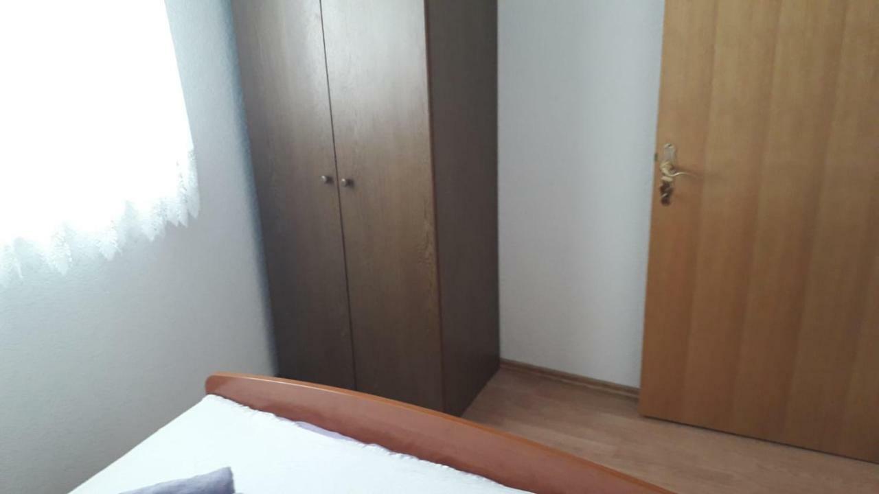 Apartment Hrgic Вир Екстериор снимка